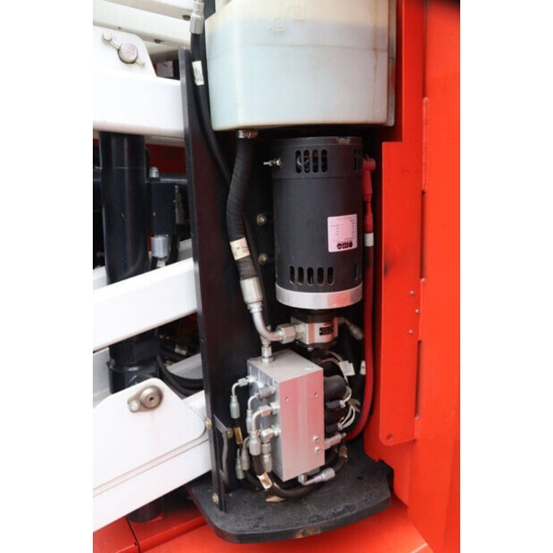 2016 جيه ال جي E300AJP-45336312