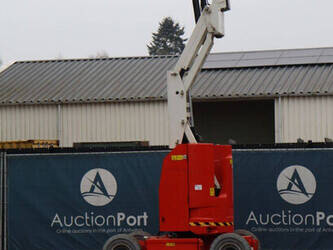 2016-jlg-e300ajp-45336316