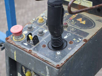 2008-jlg-4394rt-1413830-45336342