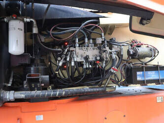 2012-jlg-1250ajp-1413831-45336379