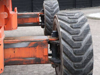 2012-jlg-1250ajp-1413831-45336383