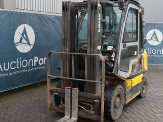 nissan-25-1413844-45336807