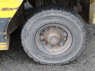 nissan-25-1413844-45336815