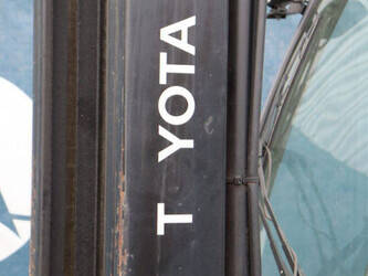 2012-toyota-02-8fgf25-1413847-45336921