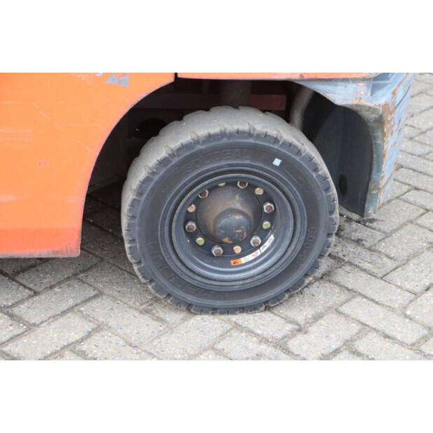 2012 تويوتا 02-8FGF25-45336924