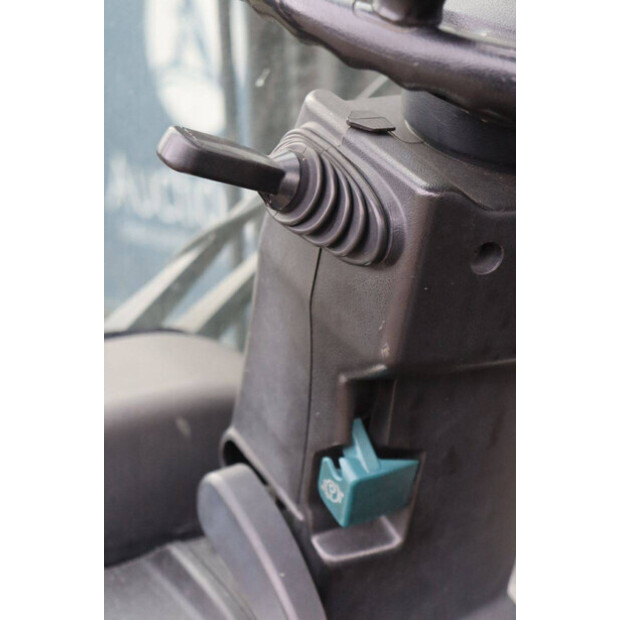 2012 تويوتا 02-8FGF25-45336936