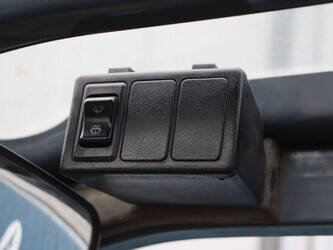 2012-toyota-02-8fgf25-1413847-45336939