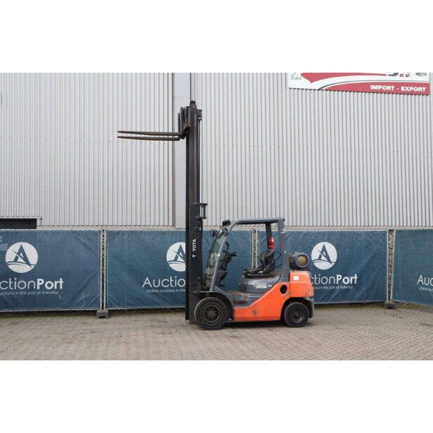 2012 تويوتا 02-8FGF25-45336945