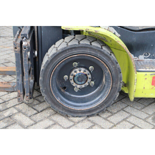 2019 Clark S30L-45336962