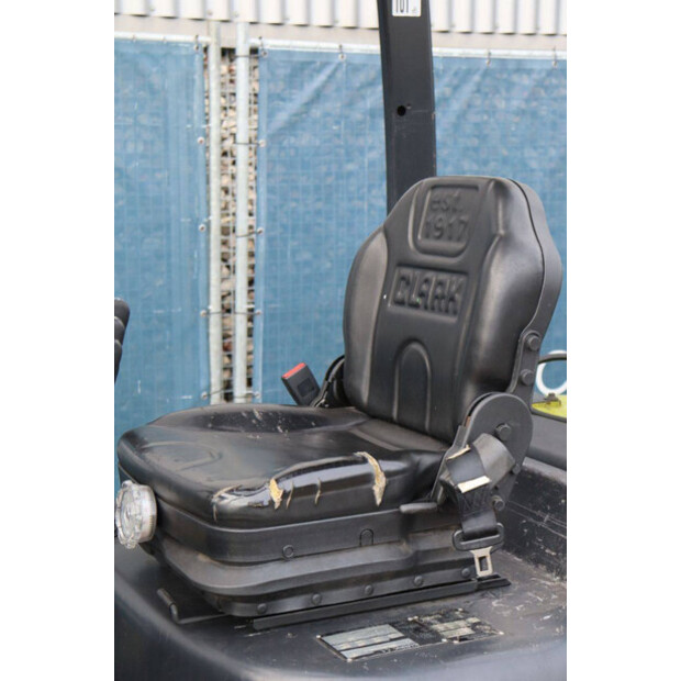 2019 Clark S30L-45336972