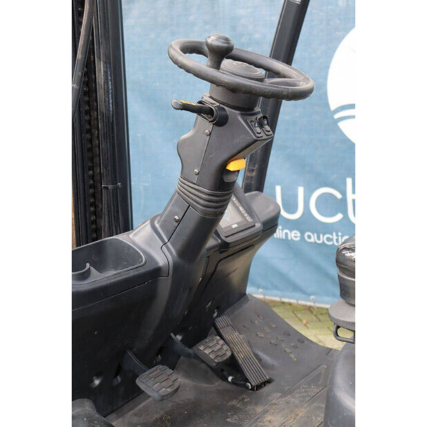 2019 Clark S30L-45336973