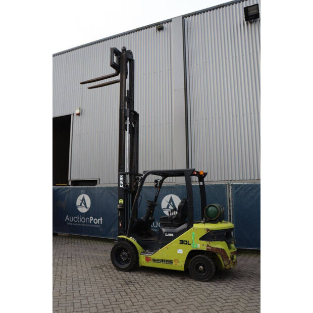 2019 Clark S30L-45336988