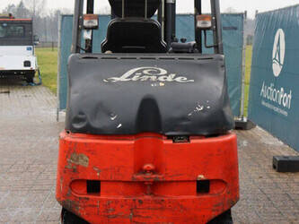 2005-linde-e30-03-600-1413851-45337069