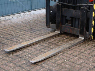 2005-linde-e30-03-600-1413851-45337074