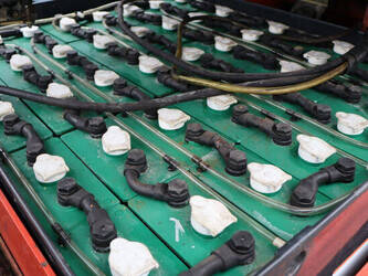 2005-linde-e30-03-600-1413851-45337096