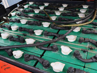 2005-linde-e30-03-600-1413851-45337097