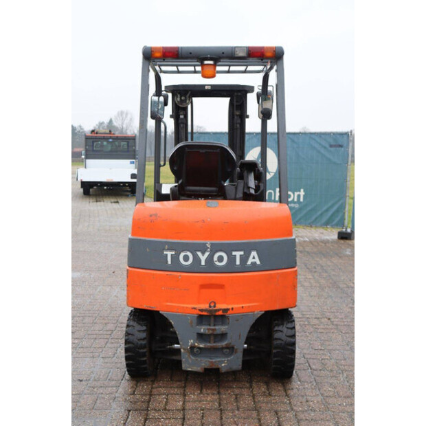 2010 تويوتا 7FBMF25-45337184