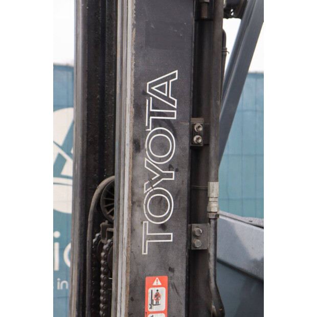 2010 تويوتا 7FBMF25-45337191