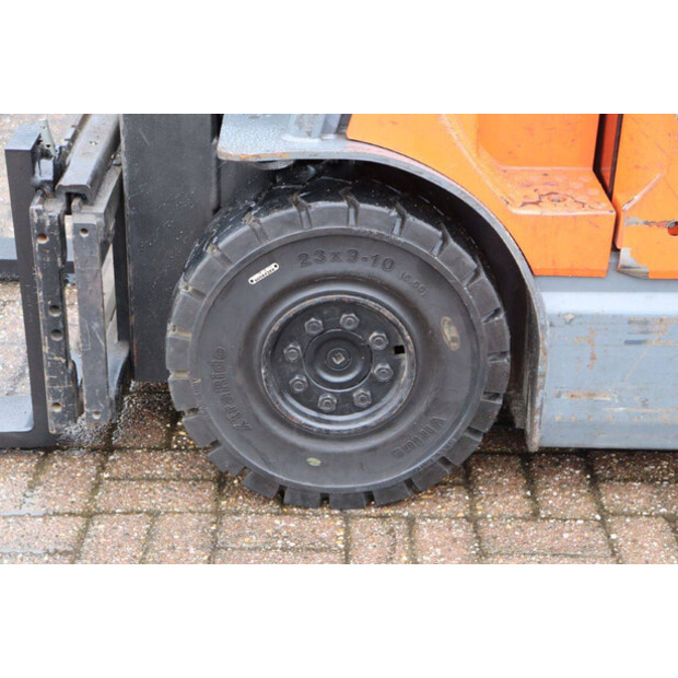 2010 تويوتا 7FBMF25-45337193