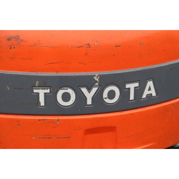 2010 تويوتا 7FBMF25-45337197