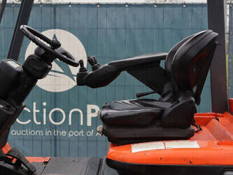 2010-toyota-7fbmf25-1413854-45337200