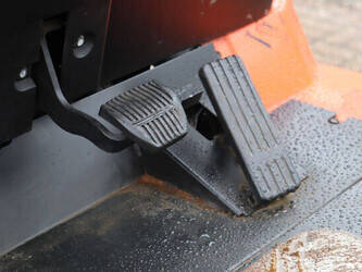 2010-toyota-7fbmf25-1413854-45337203