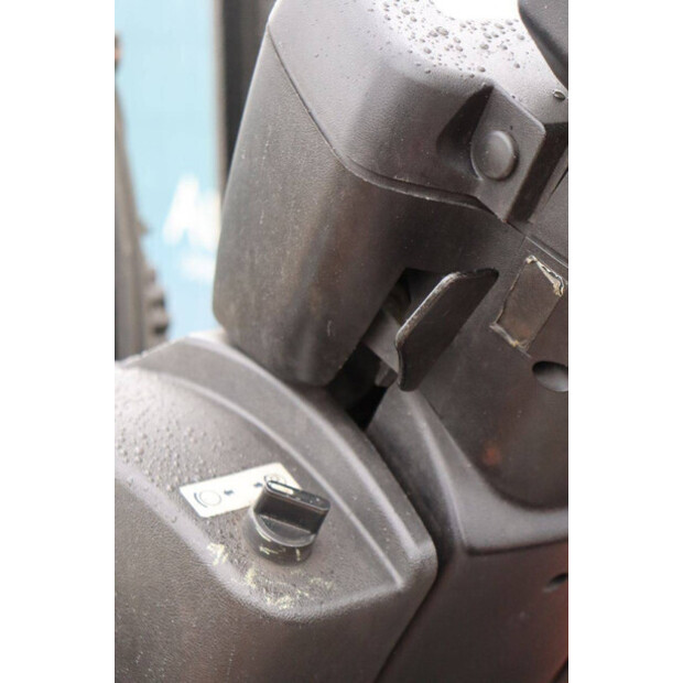 2010 تويوتا 7FBMF25-45337204