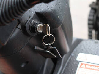 2010-toyota-7fbmf25-1413854-45337206