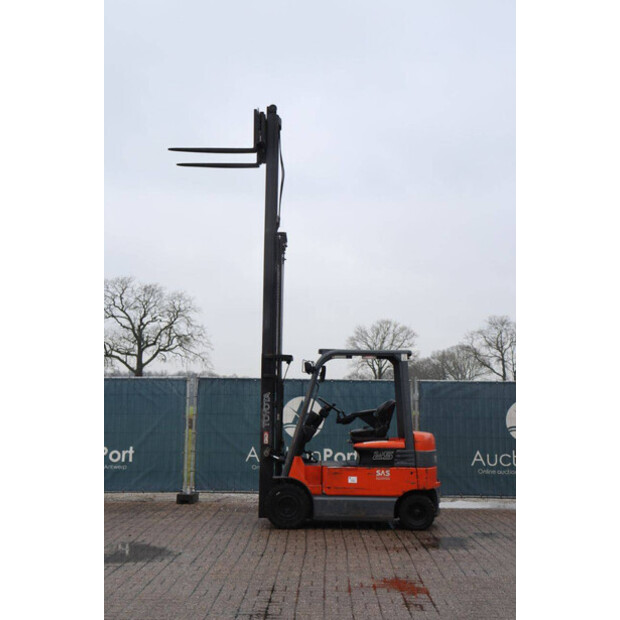 2010 تويوتا 7FBMF25-45337214