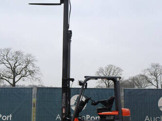 2010-toyota-7fbmf25-1413854-45337214