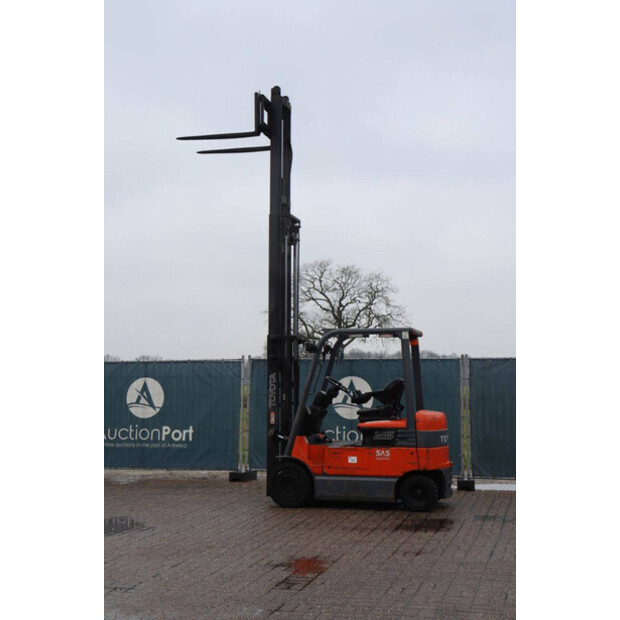 2010 تويوتا 7FBMF25-45337215