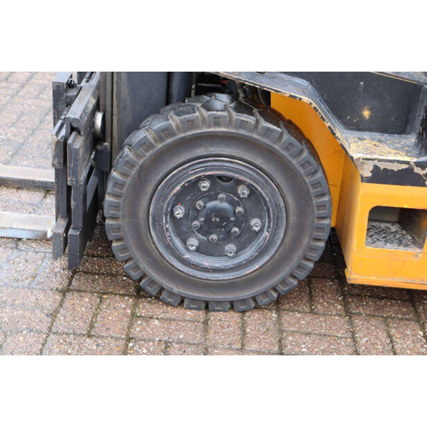 1993 Yale EFG-V 30-600 DZ-45337306