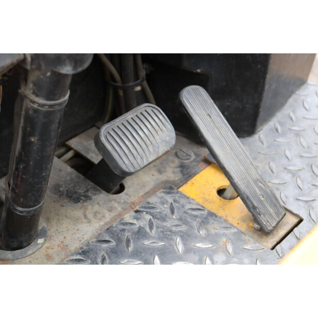 1993 Yale EFG-V 30-600 DZ-45337315