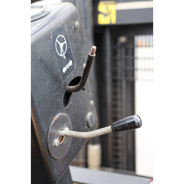 1993 Yale EFG-V 30-600 DZ-45337319