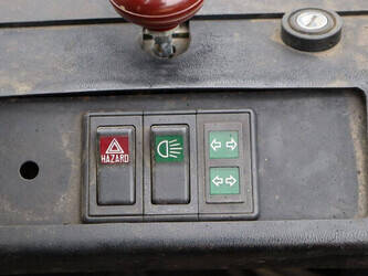 1993-yale-efg-v-30-600-dz-45337322