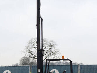 1993-yale-efg-v-30-600-dz-45337332