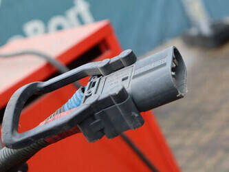 1993-yale-efg-v-30-600-dz-45337340