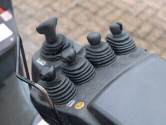 2021-toyota-8fbe18t-1413862-45337502