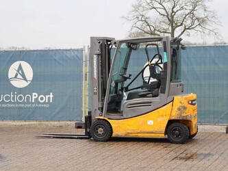 2021-jungheinrich-efg-316-45337590