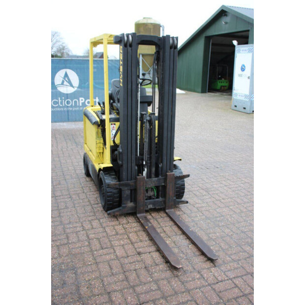 1999 هايستر E2.50XM-847-45337632