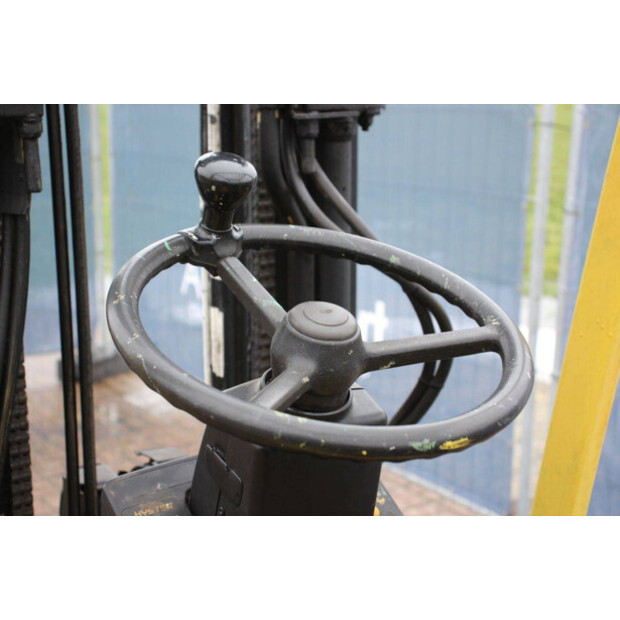 1999 هايستر E2.50XM-847-45337646