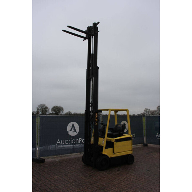 1999 هايستر E2.50XM-847-45337650