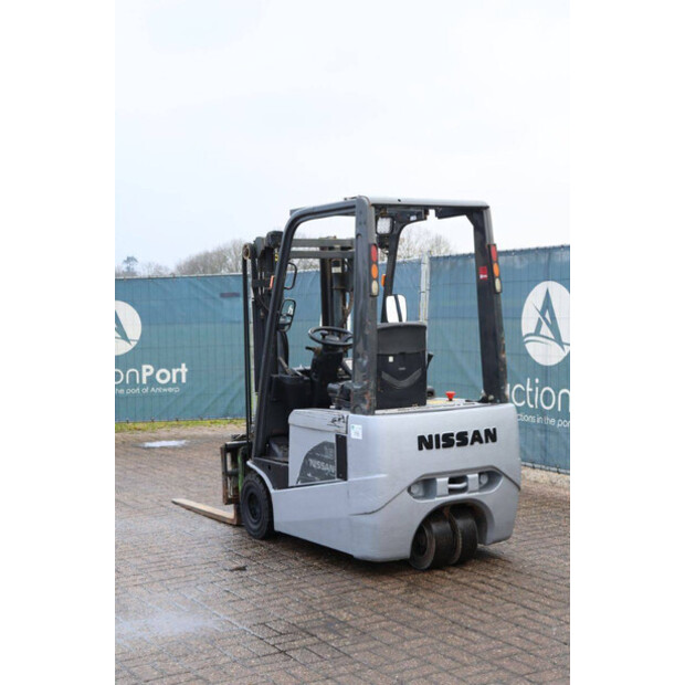 NISSAN 1N1L18Q-45337657