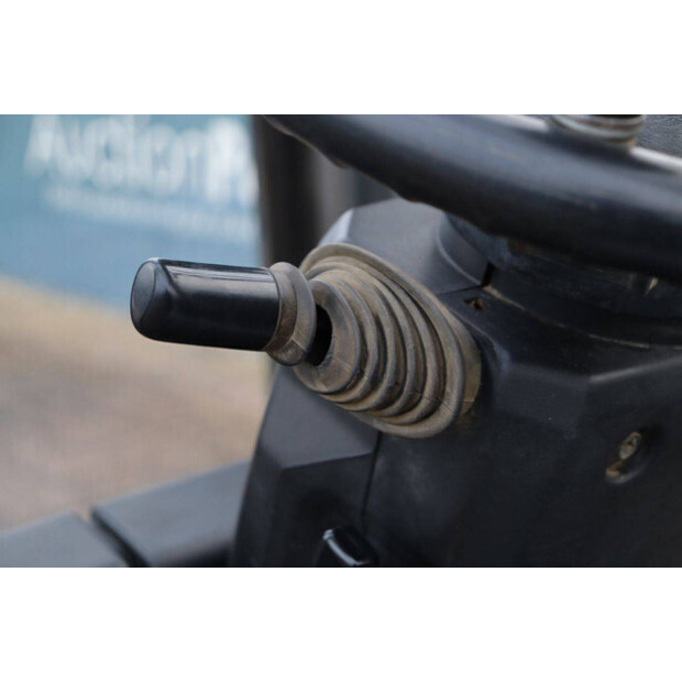 NISSAN 1N1L18Q-45337677