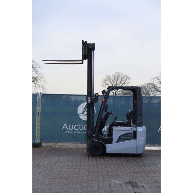 NISSAN 1N1L18Q-45337686