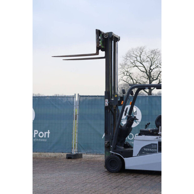 NISSAN 1N1L18Q-45337688