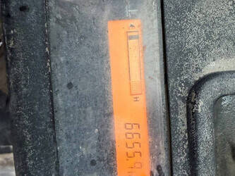 2013-toyota-02-8fgf25-1413872-45337785