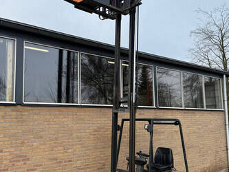 2002-still-r20-16-45337807