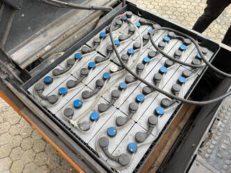 2002-still-r20-16-45337808