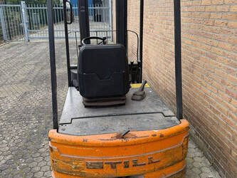 2002-still-r20-16-45337809